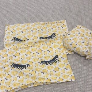 Pottery Barn Teen Emily & Meritt Yellow Lashes Full Sheet Set